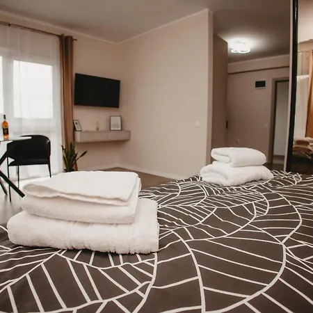 White House Iris Napoca - 5 Apartment