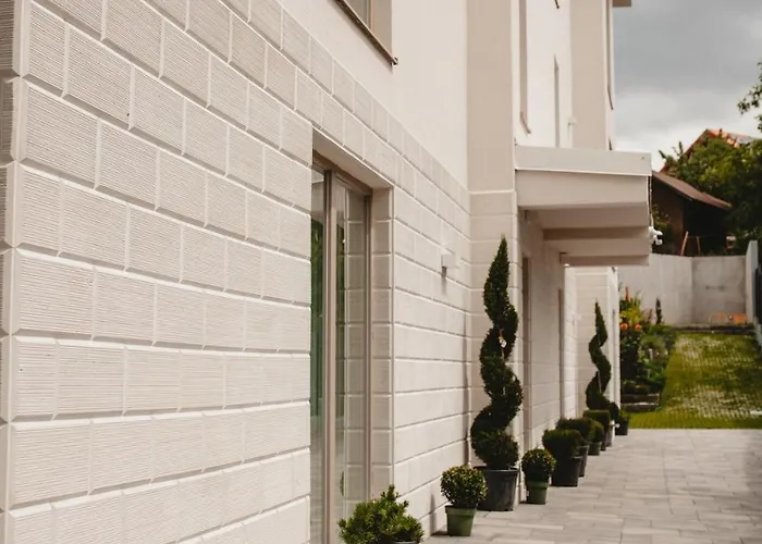 White House Iris Napoca - 5 Apartment